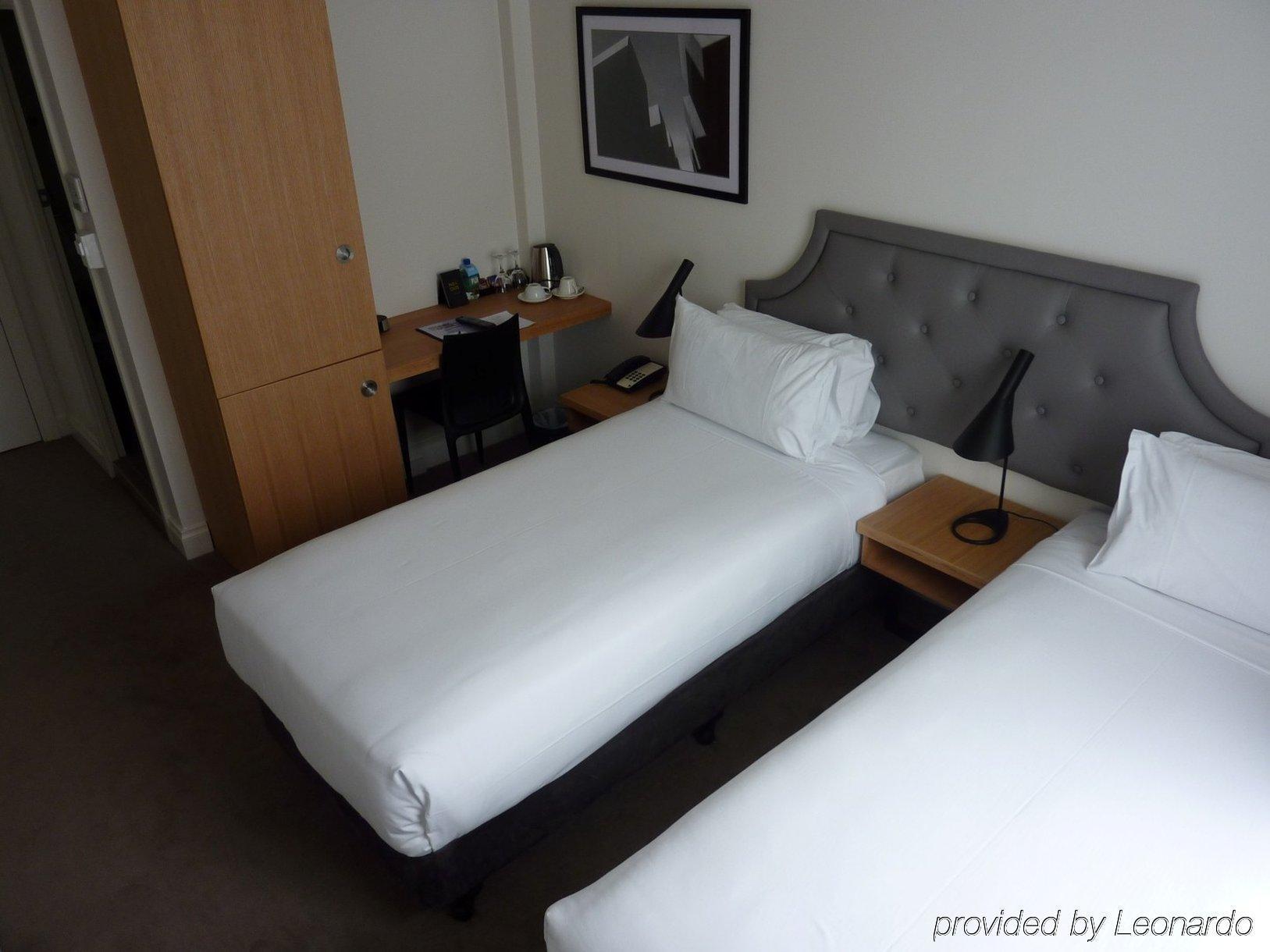 เพนชั่น โฮเต็ล เพิร์ธ Hotel เพิร์ท ห้อง รูปภาพ