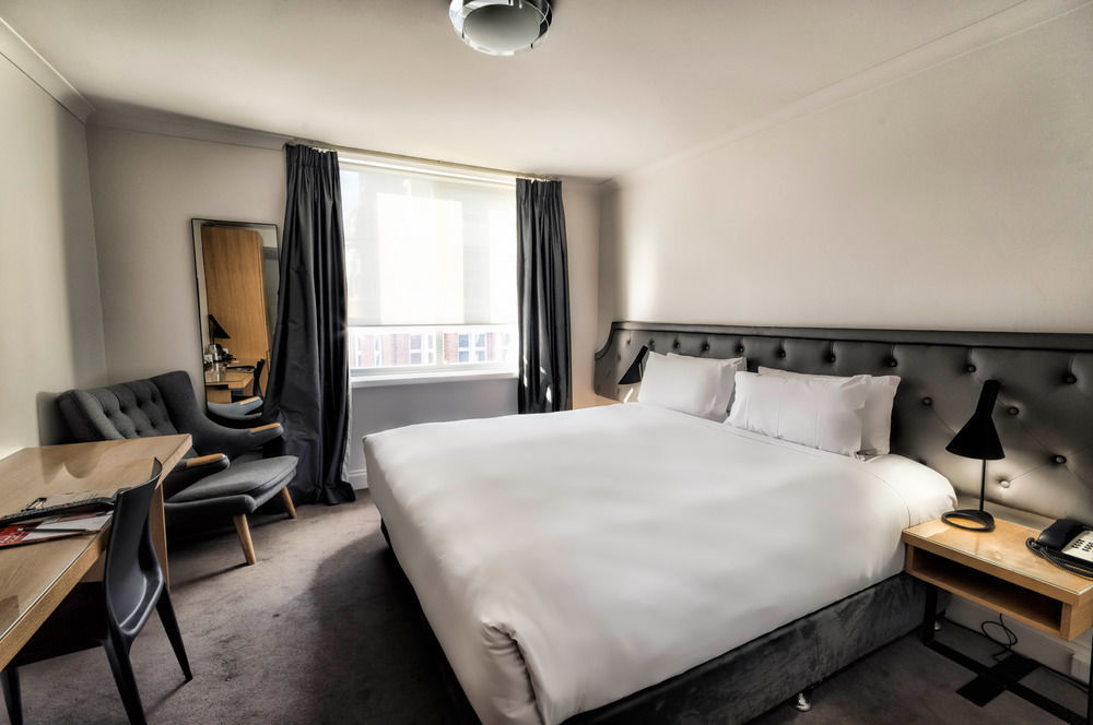 เพนชั่น โฮเต็ล เพิร์ธ Hotel เพิร์ท ภายนอก รูปภาพ